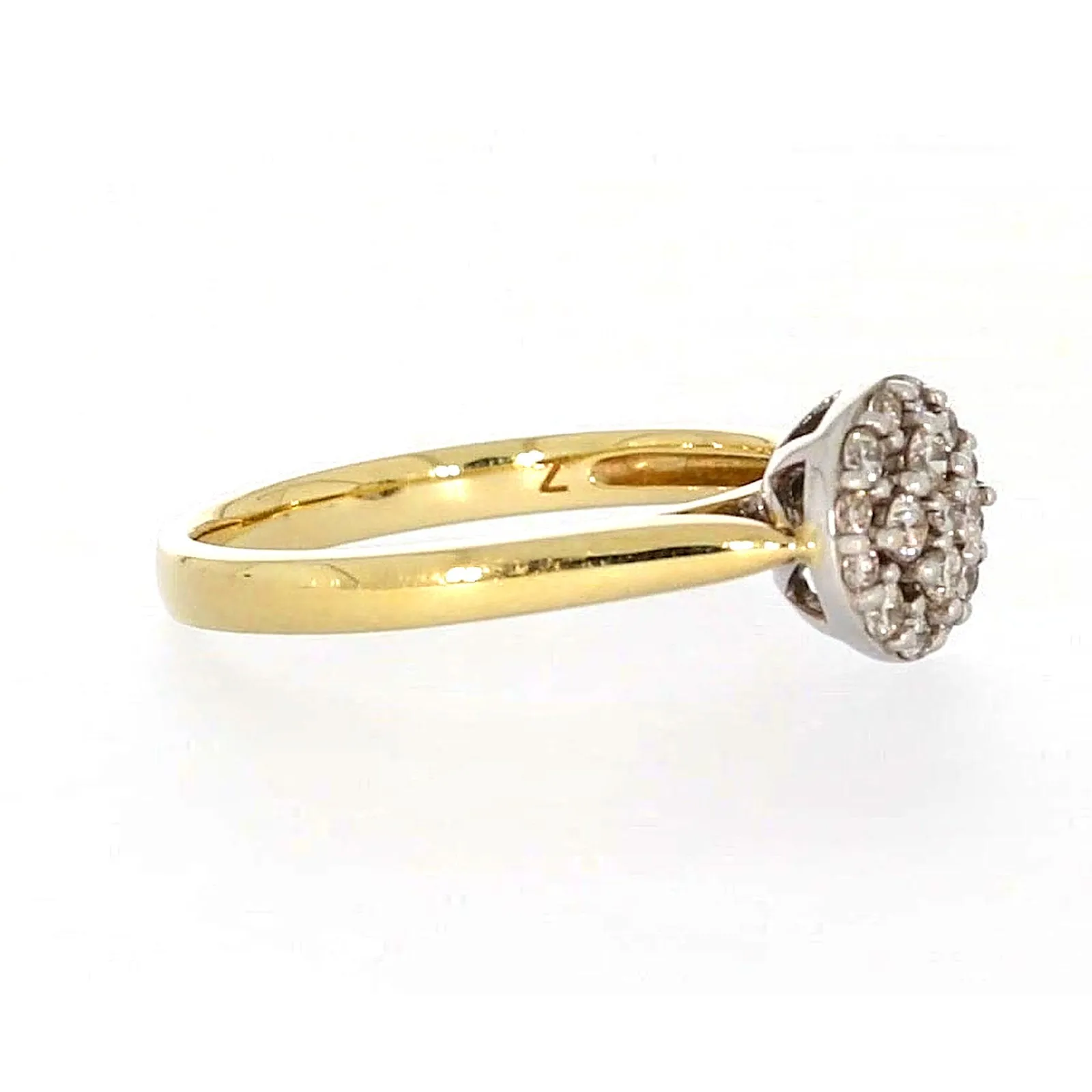 9ct Yellow Gold Round Brilliant Cut with 1/4 CARAT tw of Diamonds Ring