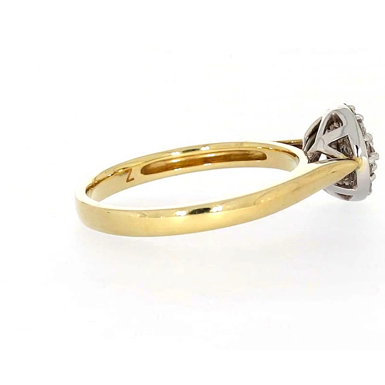 9ct Yellow Gold Round Brilliant Cut with 1/4 CARAT tw of Diamonds Ring