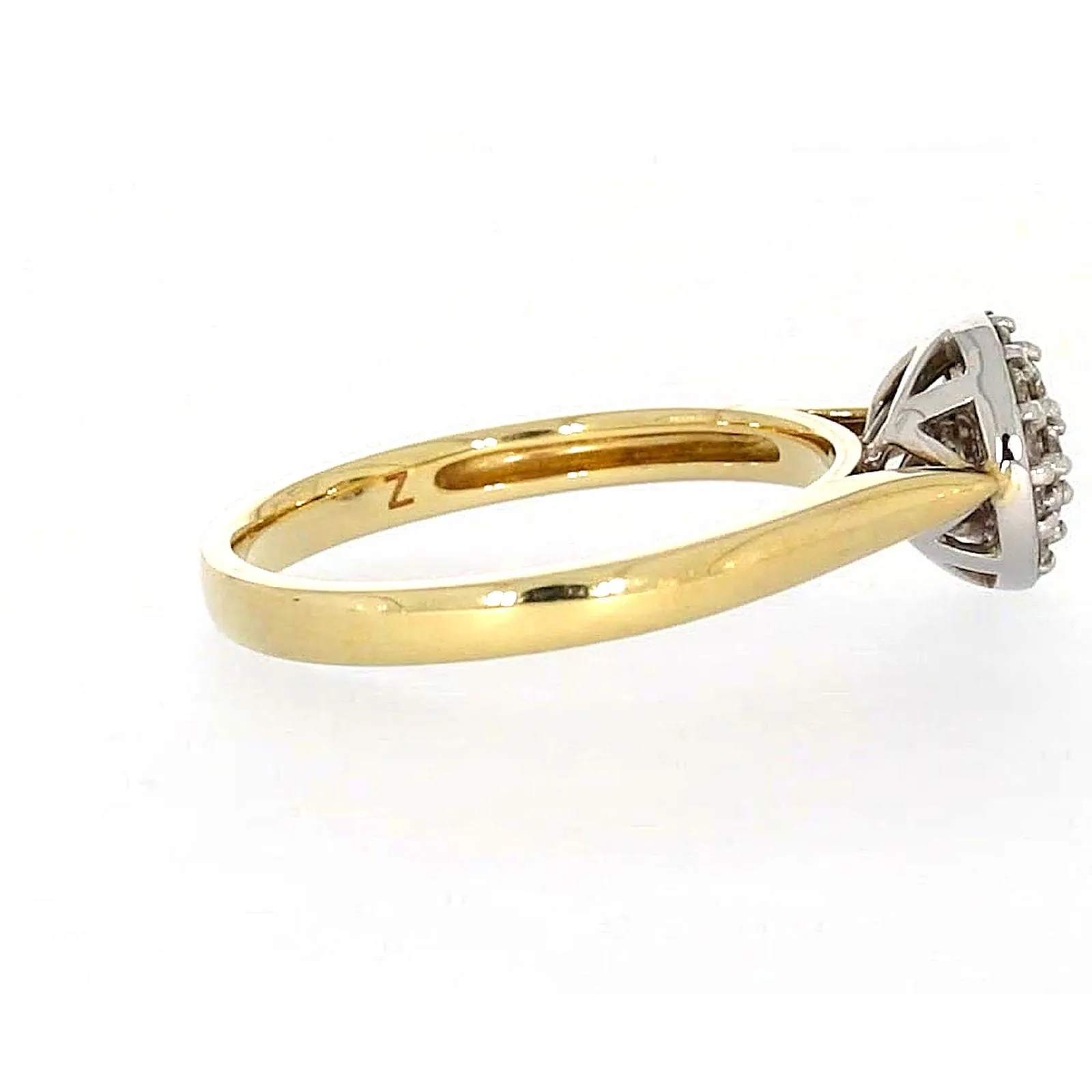 9ct Yellow Gold Round Brilliant Cut with 1/4 CARAT tw of Diamonds Ring