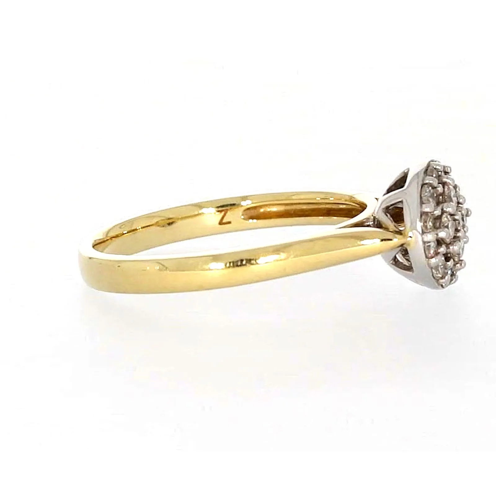 9ct Yellow Gold Round Brilliant Cut with 1/4 CARAT tw of Diamonds Ring