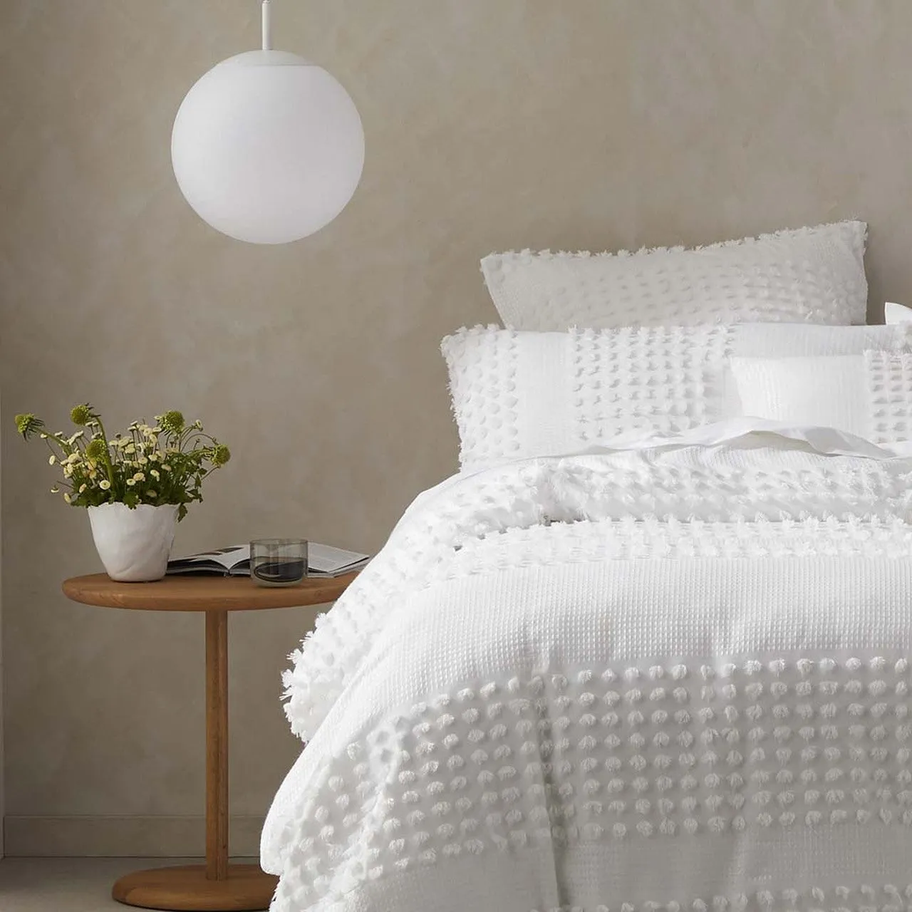 Dream White Quilt Cover Set by Logan and Mason Platinum