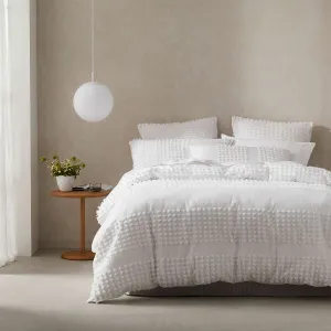 Dream White Quilt Cover Set by Logan and Mason Platinum