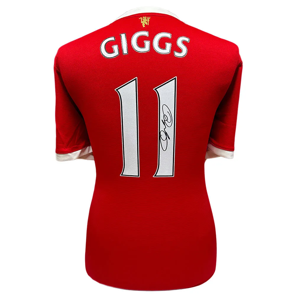 Manchester United FC Giggs Signed Shirt - Authentic Memorabilia