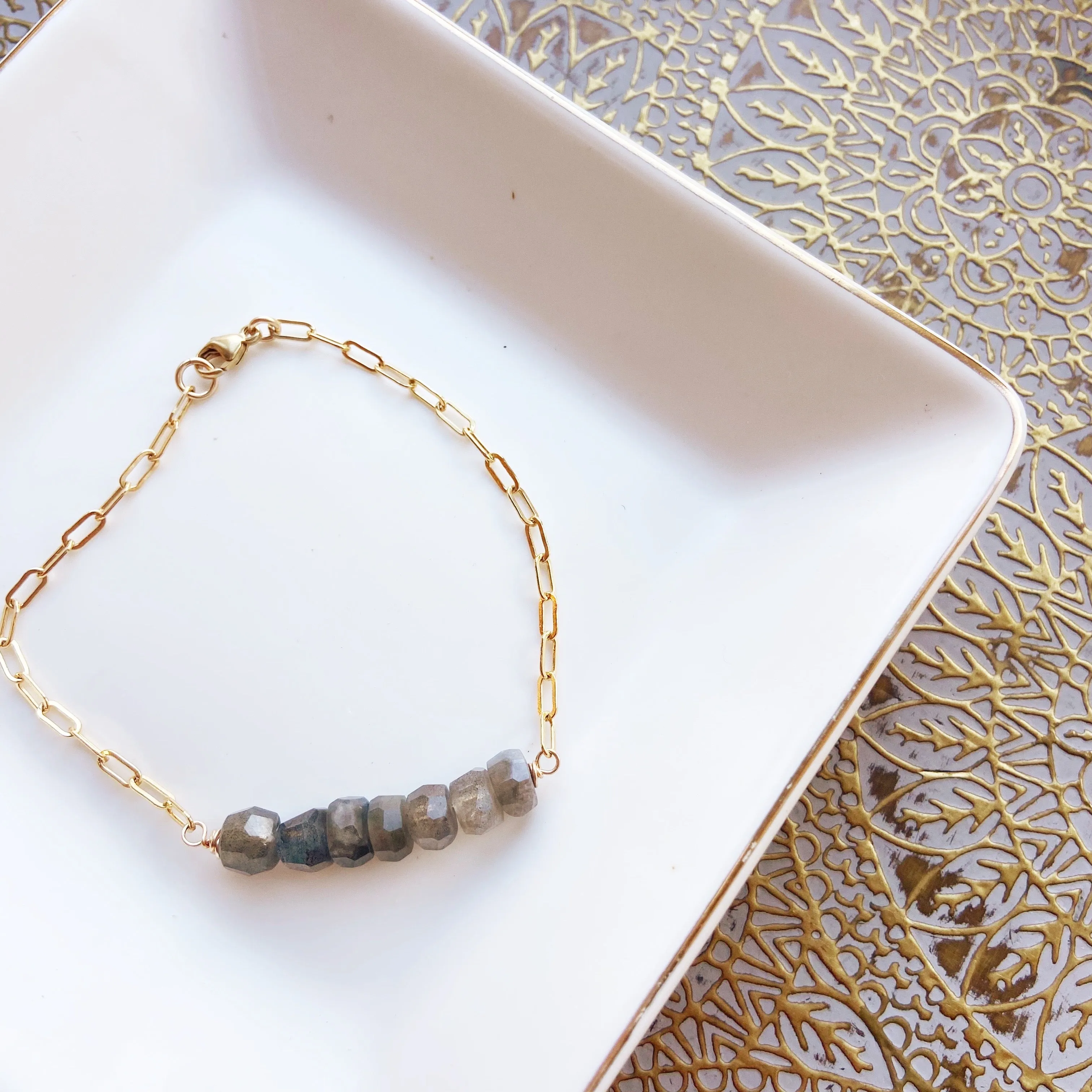 Maya - Labradorite Bracelet in Gold