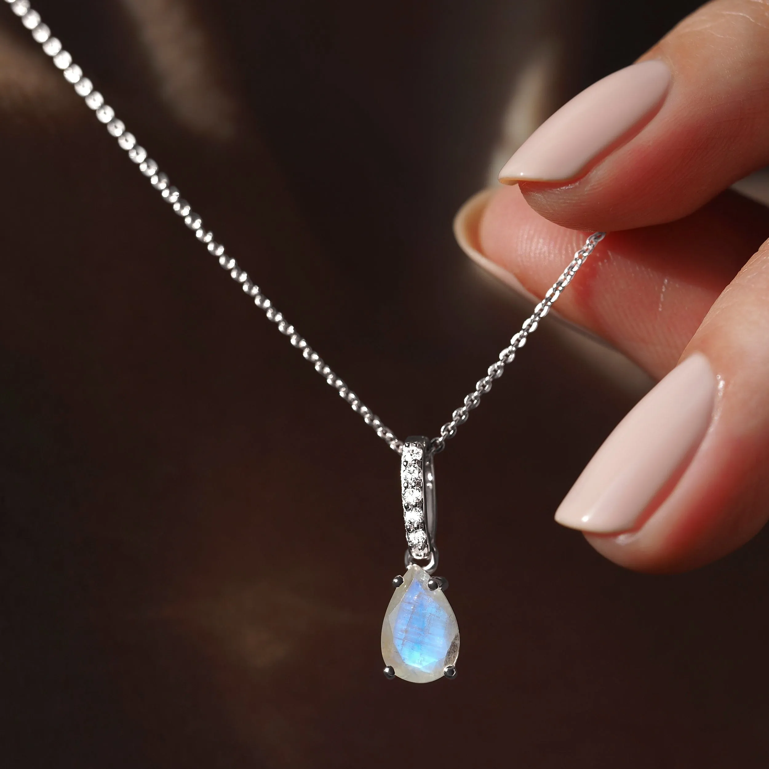 Moonstone Necklace Sway - June Birthstone