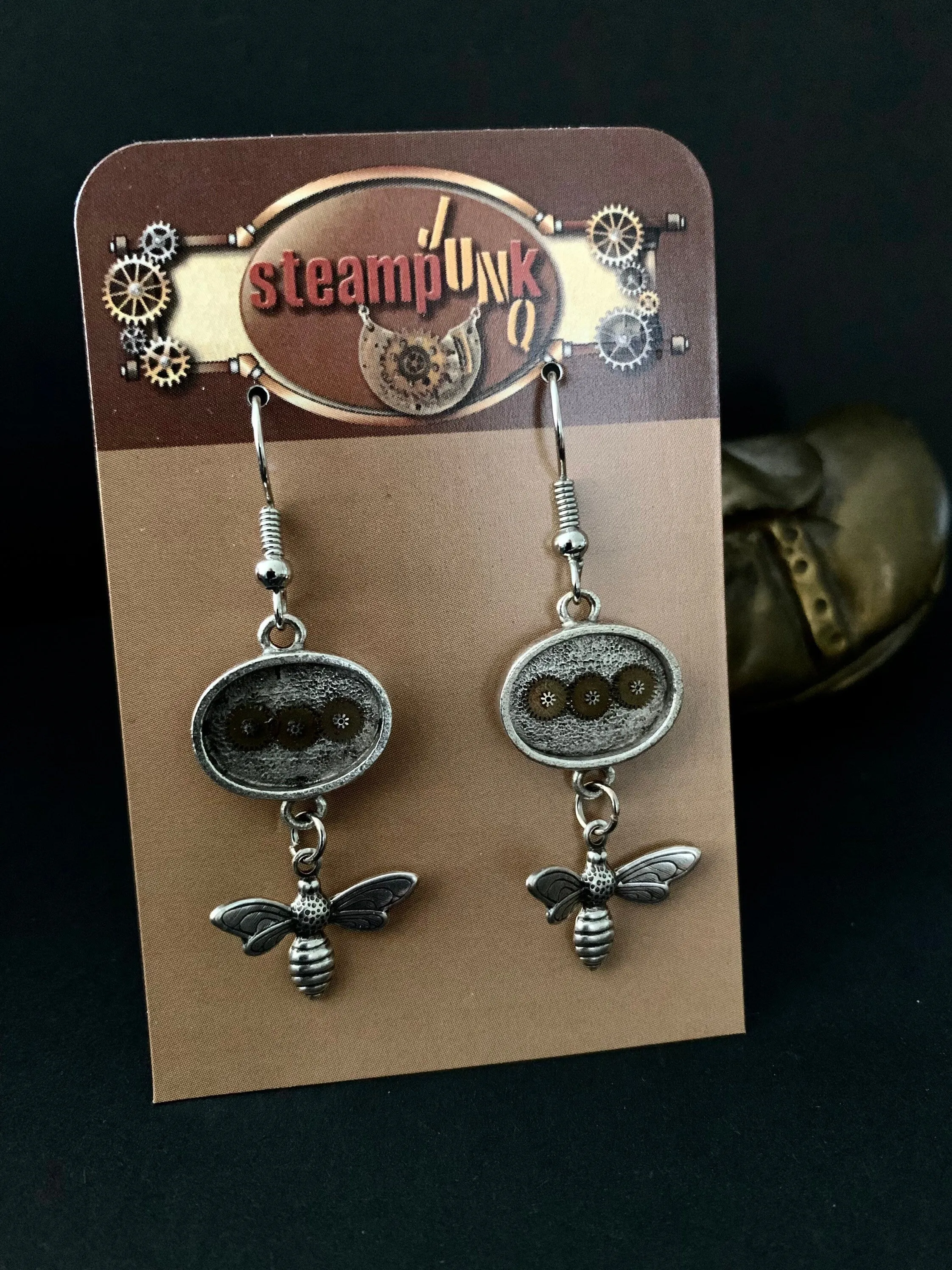 Steampunk Earrings with vintage gears, Steampunk Earrings , Steampunk jewelry Bees  Birthday gift for nature lover